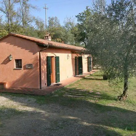 Camaioni Sleeps 4 T241423